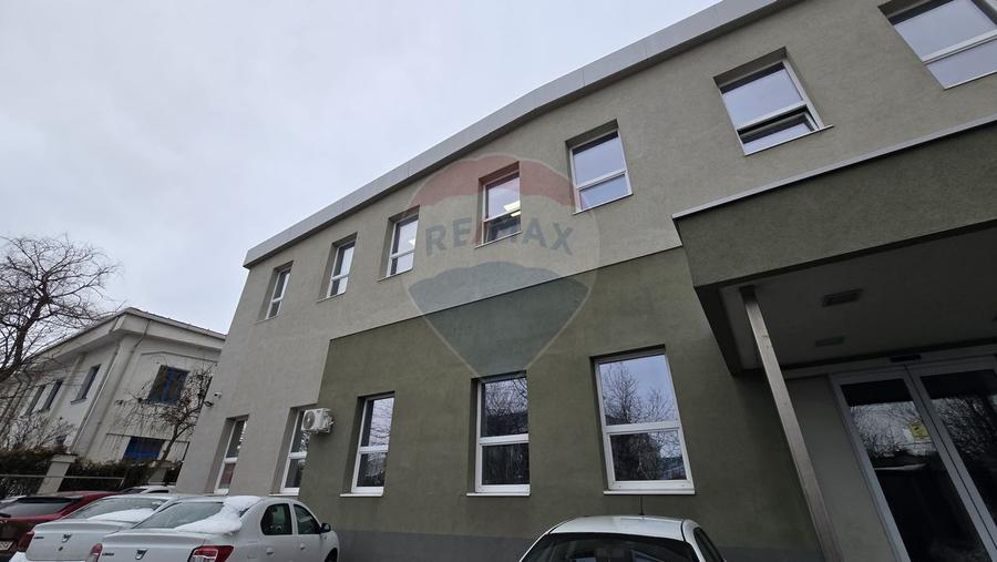 DE VÂNZARE Spațiu de birouri 1,780mp în zona 13 Septembrie