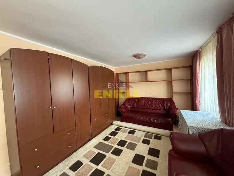 Apartament de vânzare cu 3 camere – Zona Bulevard - 2
