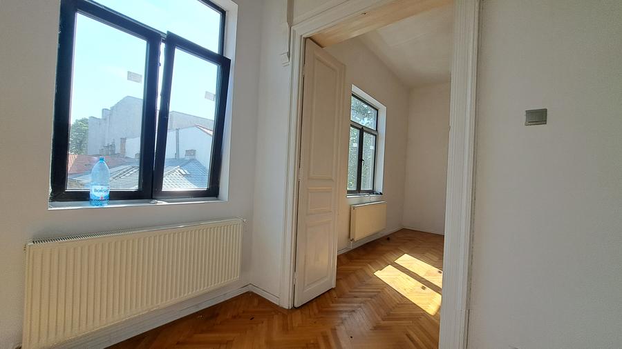 VILA PARIS 16