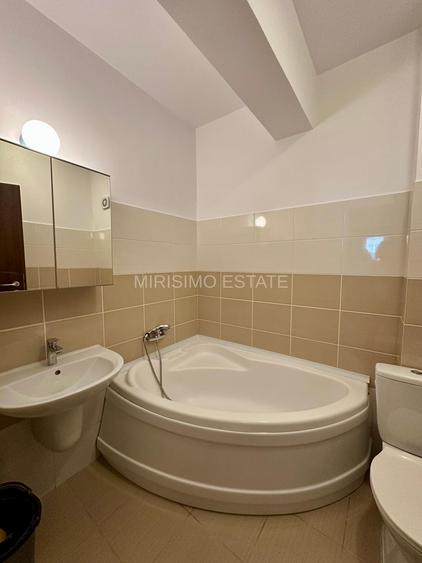 Apartament cu 2 camere, Mobilat si Utilat, Loc de parcare inclus
