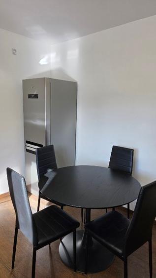 Apartament 3 camere de vânzare Păcii