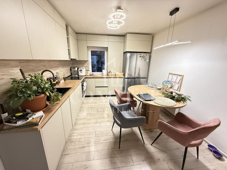 Apartament cu 3 camere decomandat | Etaj Intermediar | Piața Zorilor