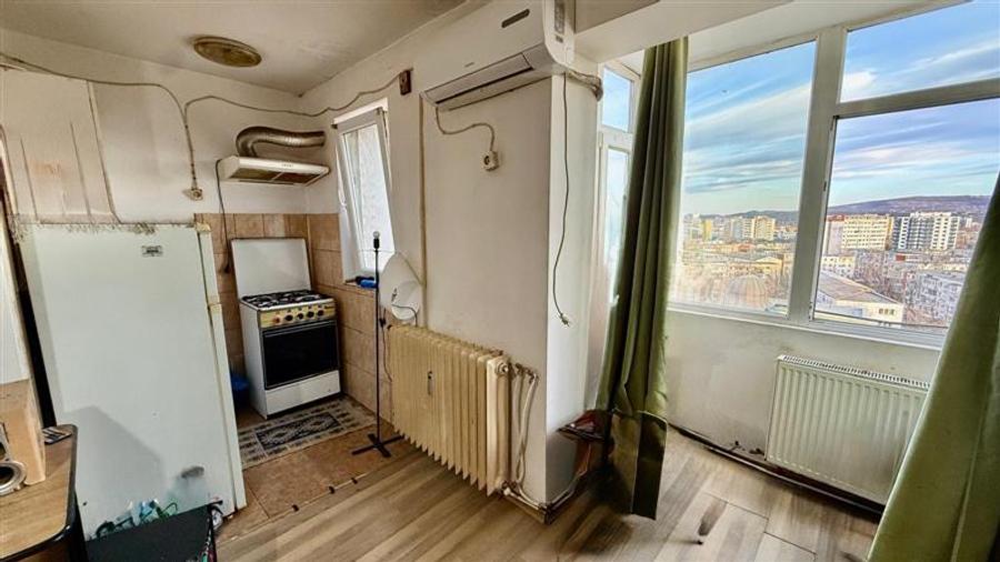 Garsoniera de vanzare Podu Ros