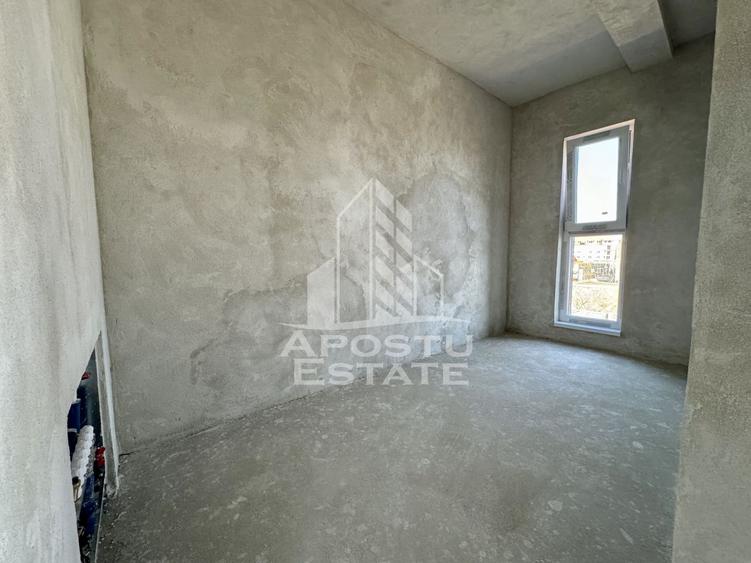 Duplex cu 4camere si dressing, despartit prin bai, finisaje la alegere
