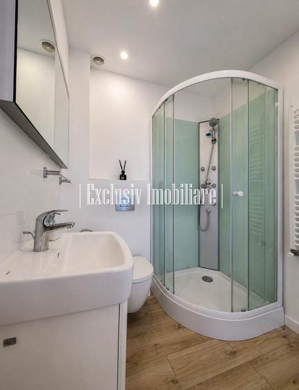 Vedere la Lac! Apartament cu 2 bai - Plaja Reyna - Parcare Privata Acoperita