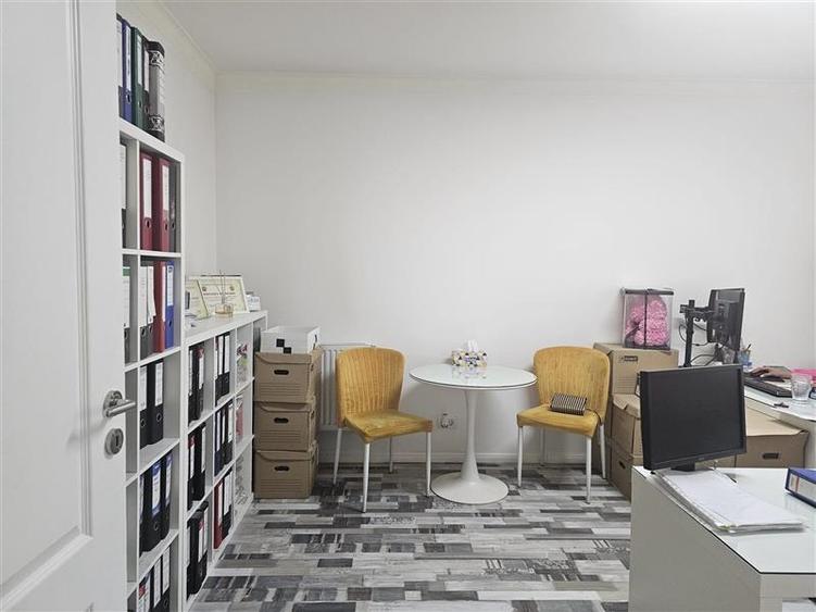 Oferta spatiu birou, Plaza, Exigent, 51 mp, p/4, parc