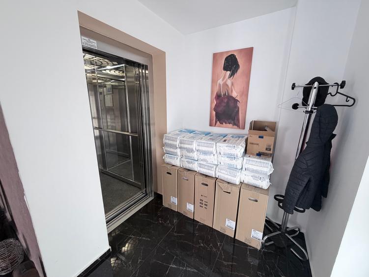 Vânzare unitate hotelieră la cheie - 770 mp. 18 camere. Lift. Parcari