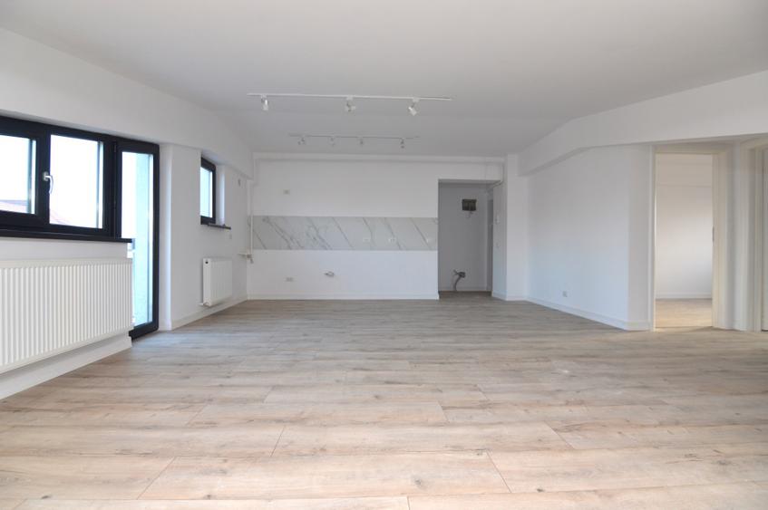 VANZARE APARTAMENT 3 CAMERE CALEA CALARSILOR – TEPES-VODA