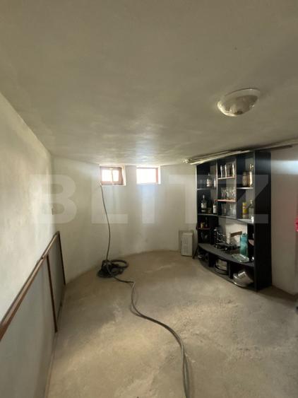 Casă de vânzare, 5 camere, 300 mp + curte de 1000 mp, Bistrita
