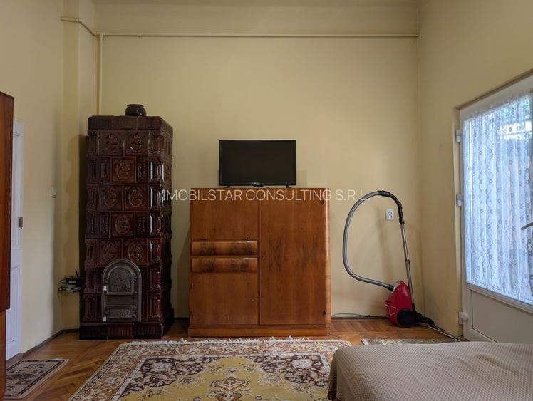 De vanzare casa in curte comuna - Zona Papiu - 7