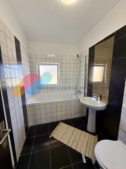 Apartament 2 camere, balcon, garaj, zona Floresti