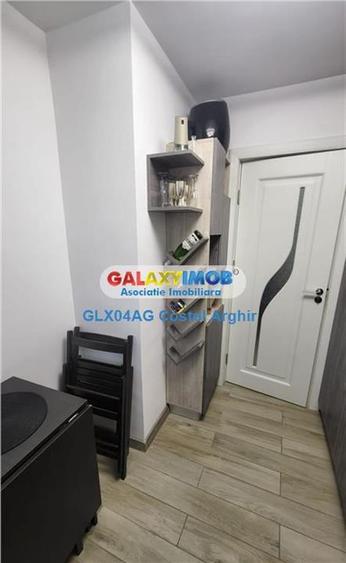 Vindem ap cu 2 cam ultracentral, renovat total , mobilat si utilat