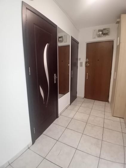 Ap 3 camere Decomandat 65mp etaj 1 din 4 / Parcare