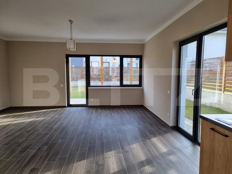 Casa de inchiriat, pet friendly, 4 camere, curte, Dezmir