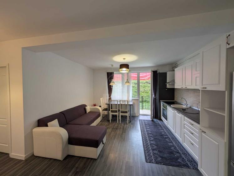Inchiriere Apartament 3 camere semidecomandat, 60 mp, TEilor