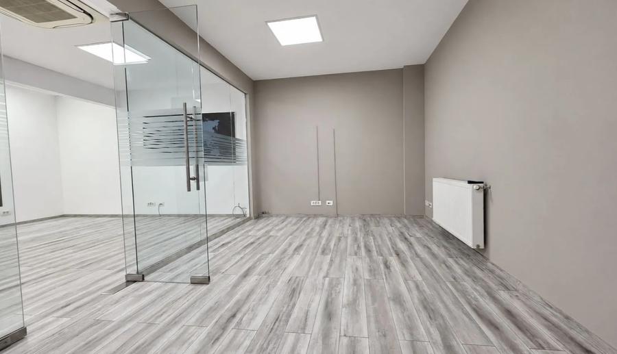 Bd. Mamaia - Delfinariu, spatiu BIROURI PREMIUM, UTILITATI INCLUSE