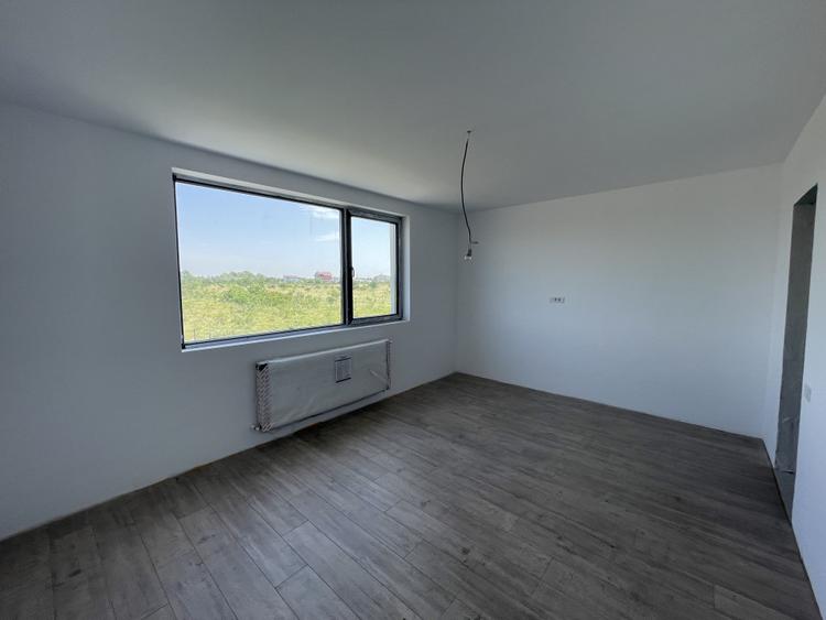 Vila individuala, Domnesti, Drumul Targului, P+1, suprafata teren 460, finisata.