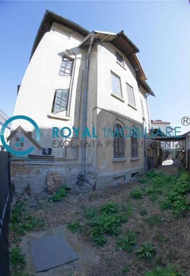 Royal Imobiliare - Vanzare Vila Zona Centrala