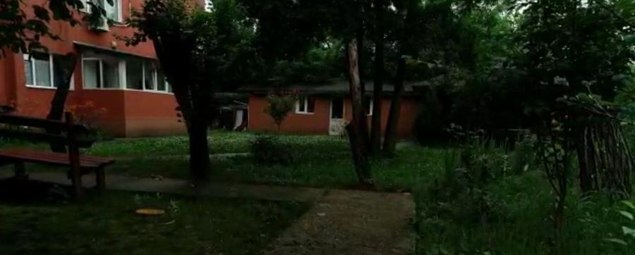 Duplex. 4 camere. Lux  Metrou Aparatorii Patriei.