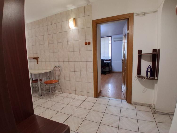 Apartament 2 camere de vanzare Lujerului