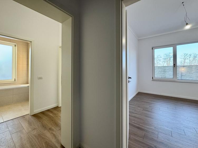 Duplex modern cu grădină, la intrare în Moșnița Nouă