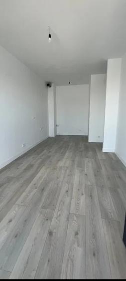 APARTAMENT CU 2 CAMERE, COMPLEX REZIDENTIAL NOU, LOC DE PARCARE INCLUS, PODU ROS