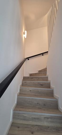 Pipera : Vila townhouse noua , cu 4 camere ,aproape de American School !