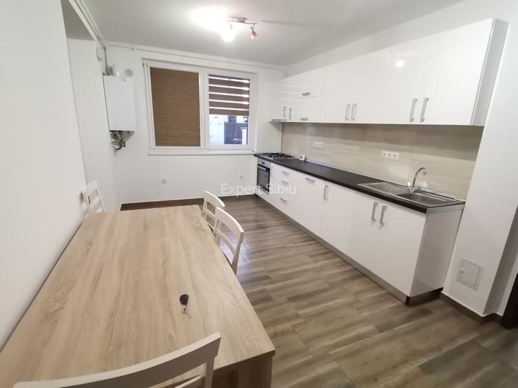 INCHIRIEZ apartament 2 camere decomandat,renovat,zona Selimbar - 2