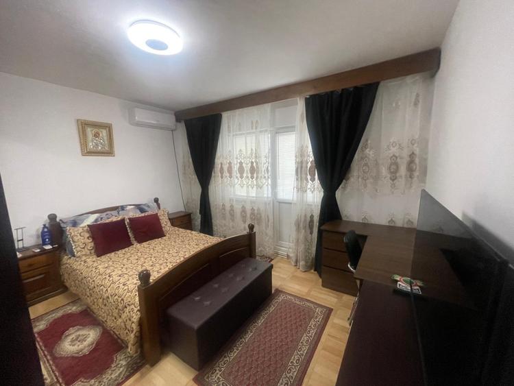 Apartament 4 camere, 89.88 mp, trilateral, 2 bai, zona Craiovita Promenada Mall
