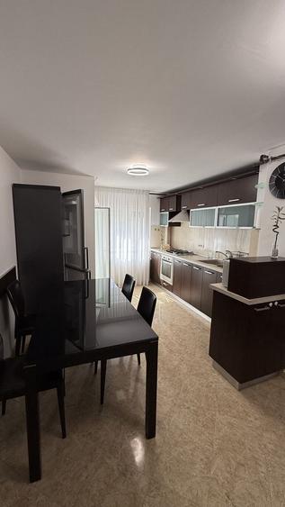Apartament cu 3 camere de inchiriat centrala proprie Rahova
