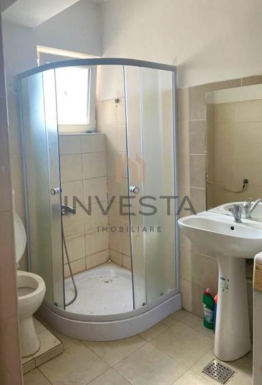 Apartament de 3 camere decomandat, etaj intermediar, zona Beiusului!