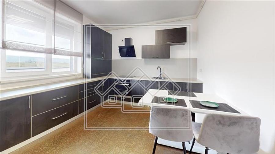 Penthouse superb cu 3 camere, 100 mp utili, terasa panoramica 110 mp