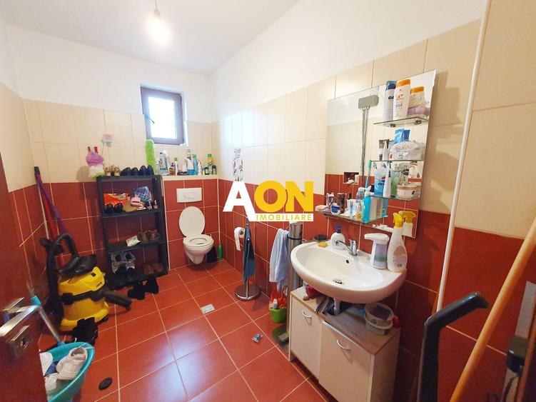 Casa D+P+M, 5 camere, 580 mp teren, toate utilitatile