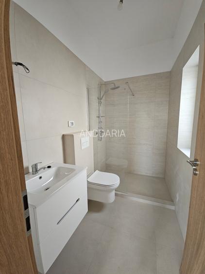 Duplex pe parter despartit  prin dressing - 9