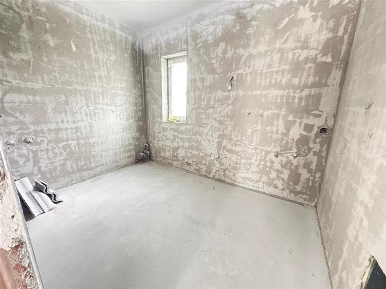 Casa individuala 4 camere 2 bai si teren de 265 mp in Sura Mica