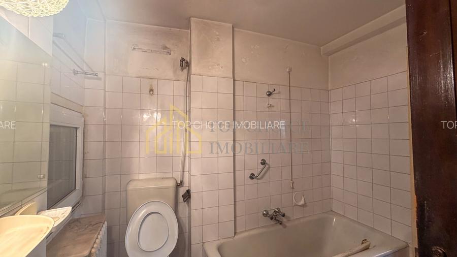 CAMERE TRANSFORMABIL IN 3 - LANGA SALA PALATULUI - CLADIRE CU ISTORIE - 19