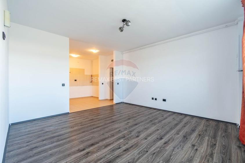 Apartament 3 camere de vanzare Floresti, Eroilor 80 zona Profi Parcare - 16