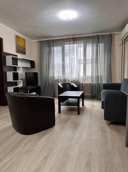 Apartament 2 camere strada Stirbei Voda nr 2 - Sala Palatului