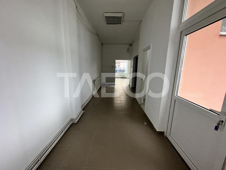 Spatiu comercial 110 mp de inchiriat strada Semaforului