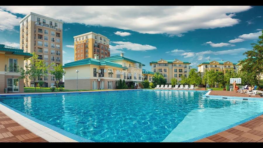 Apartament in Complexul Cosmopolis cu vedere catre piscina! - 12