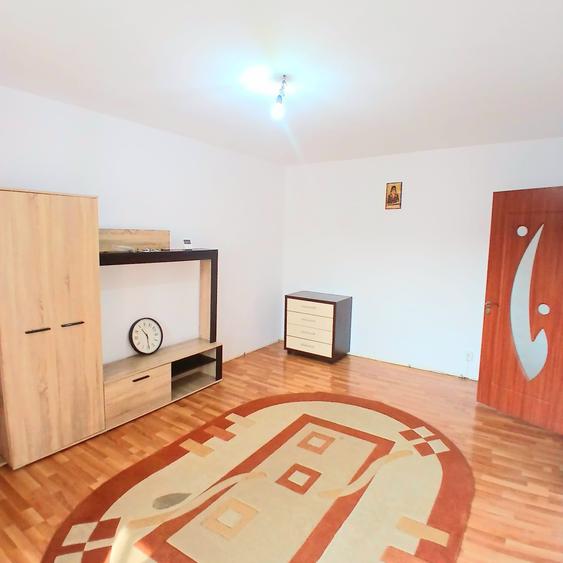 Mircea cel Batran 2 camere decomandat