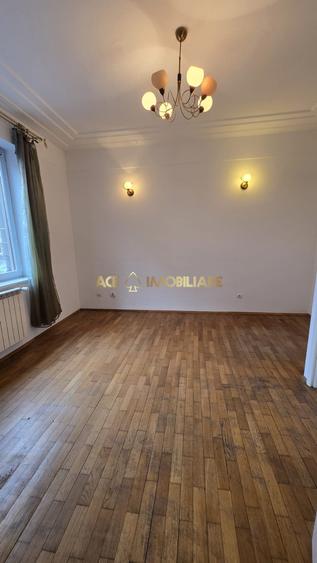 Casa de inchiriat | Cismigiu | Curte proprie | Birou-Firme | 190 mp