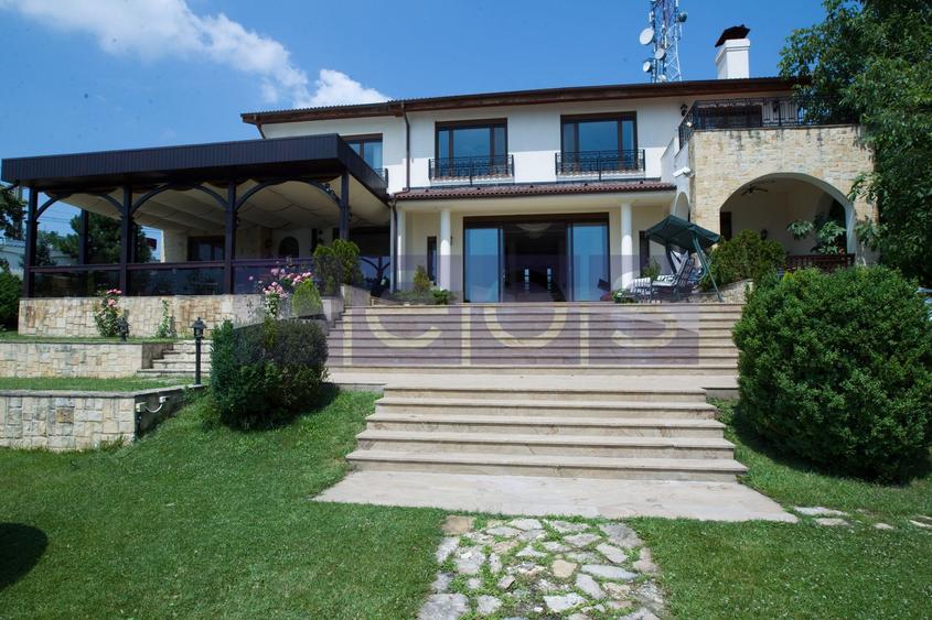 SNAGOV | VILA DE LUX CU 90M DESCHIDERE LA LAC | POZITIE EXCEPTIONALA