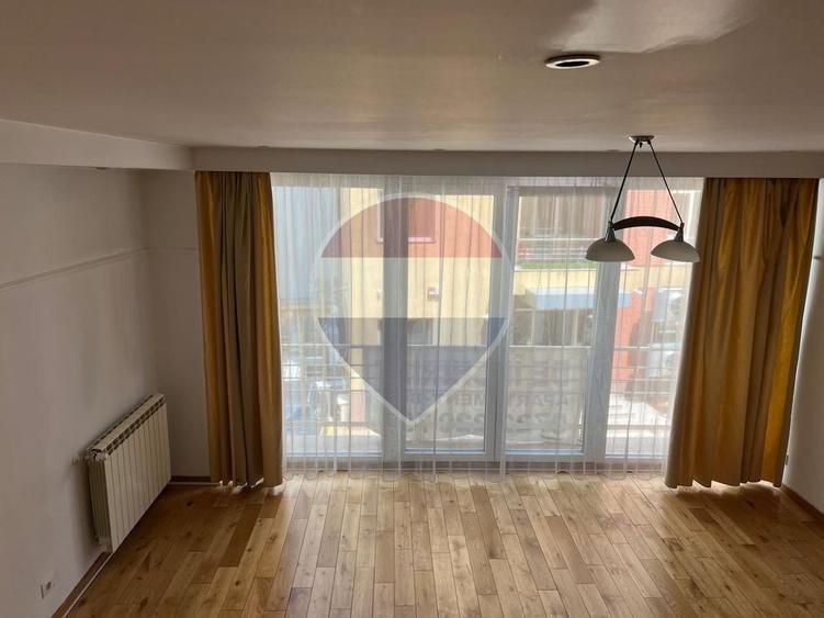 INCHIRIERE Apartament cu 3 camere in zona Nordului