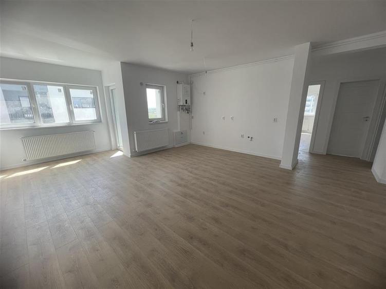 Penthouse 4 camere cu terasa de 102 mp pe Doamna Stanca