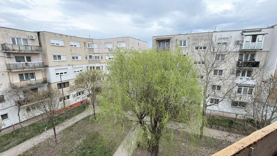 Apartament 3 camere MV1 Str. Gladiolei 6 Etaj III - Carei -