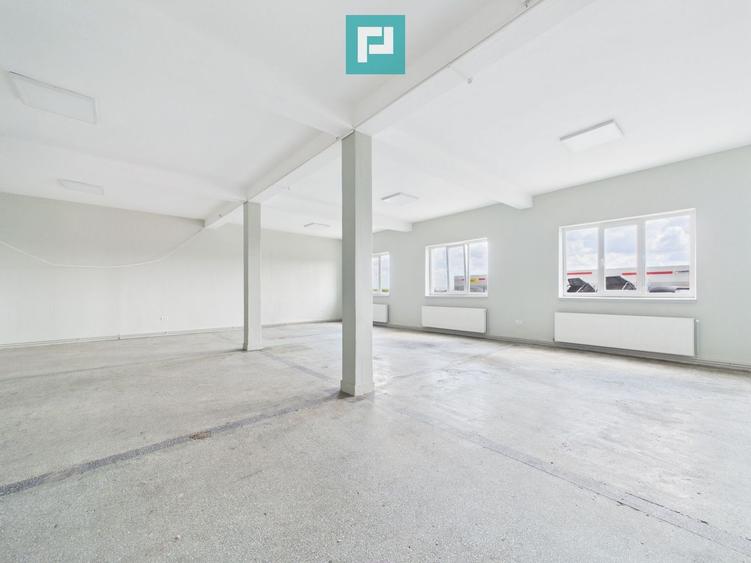 Clădire P+E cu parcare si platformă betonată 700mp