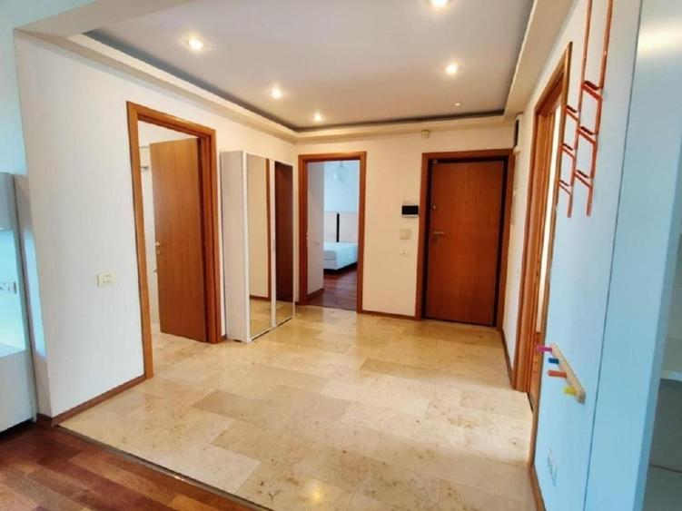 Floreasca/Parcul Verdi inchiriez apart 3 camere 90 mpu mobilat lux
