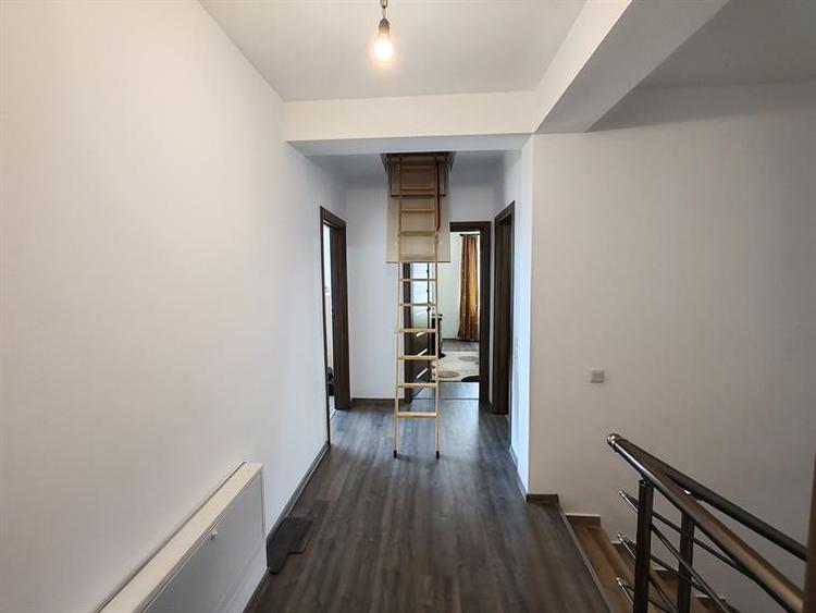 Vila 2021, P+M+pod, 4 camere, 2 bai, teren 356mp,terasa,foisor, parcare 2 masini