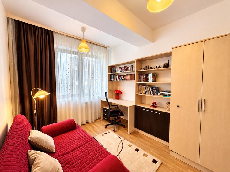 APARTAMENT DE ÎNCHIRIAT | 117 MP | 4 CAMERE | 2 LOCURI SUBTERAN| NORTH AREA LAKE